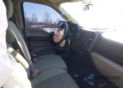 2015 Ford F-150 Xl z USA, uszkodzony, nr VIN 1FTEW1EP8FKD03671